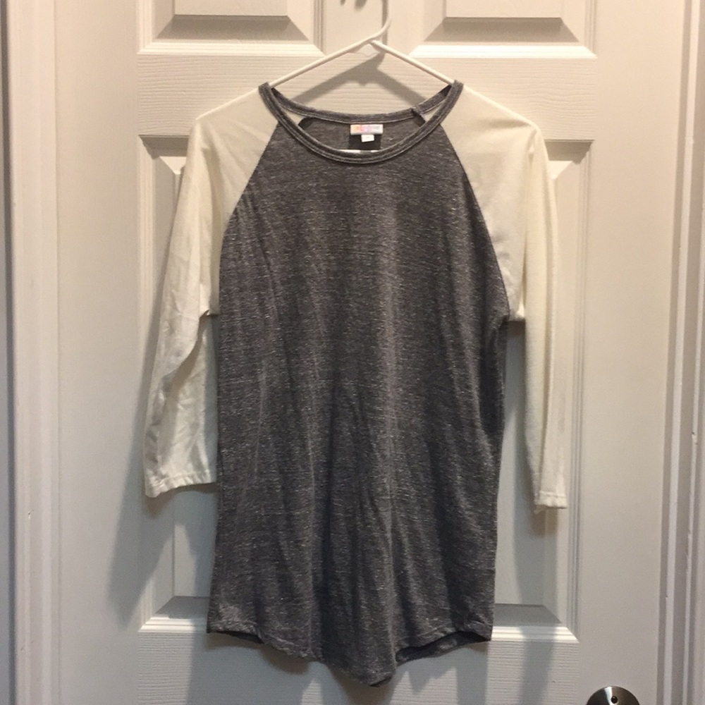 Brand new LuLaroe randy tee -size M